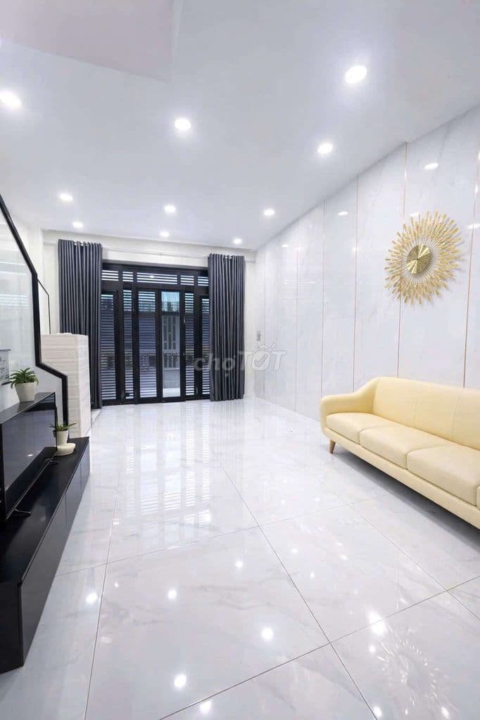 Nhà sổ hồng riêng gần chợ Lê Văn Quới, Bình Tân: 4mx8m 1 trệt 2 lầu - Ảnh 3