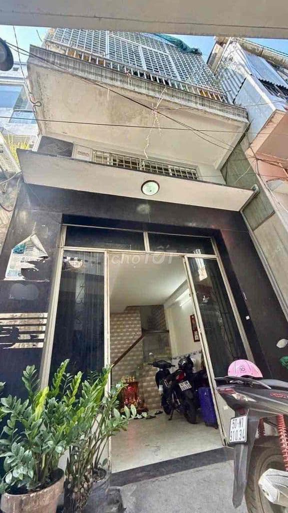 Bán nhà 3 lầu đúc BTCT 5pn hẻm 19/dạ nam p2 Q8