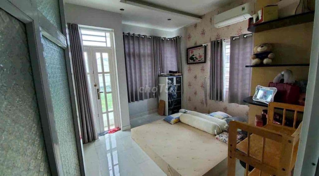 Nhà bán( MỚI) 2tỷ230góc 2 mặt tiền, cách mặt tiền dg 60m - Ảnh 3