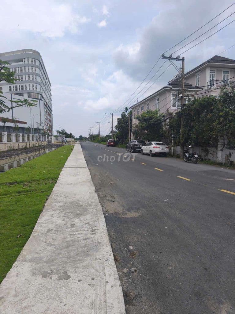 Bán nhà cấp 4,ngay trường Đại Học Phạm Ngọc Thạch. - Ảnh 2