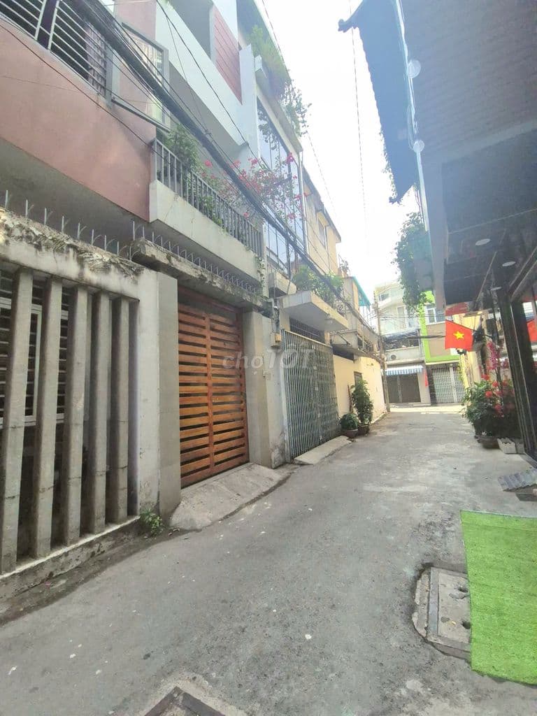 Bán nhà 3 lầu ngang gần 6m hẻm xe hơi thông Tân Bình - Ảnh 2