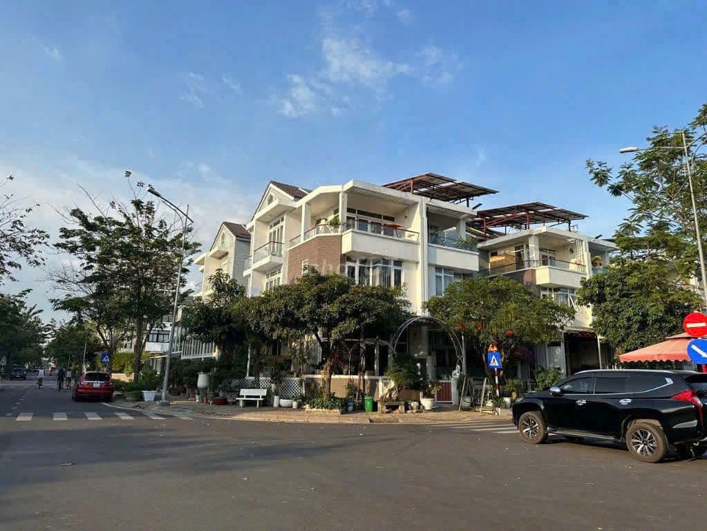 Nhà Phố 5x20m, Biệt Thự 7x20m 1 Trệt, 2 Lầu Jamona Golden Silk Quận 7 - Ảnh 2