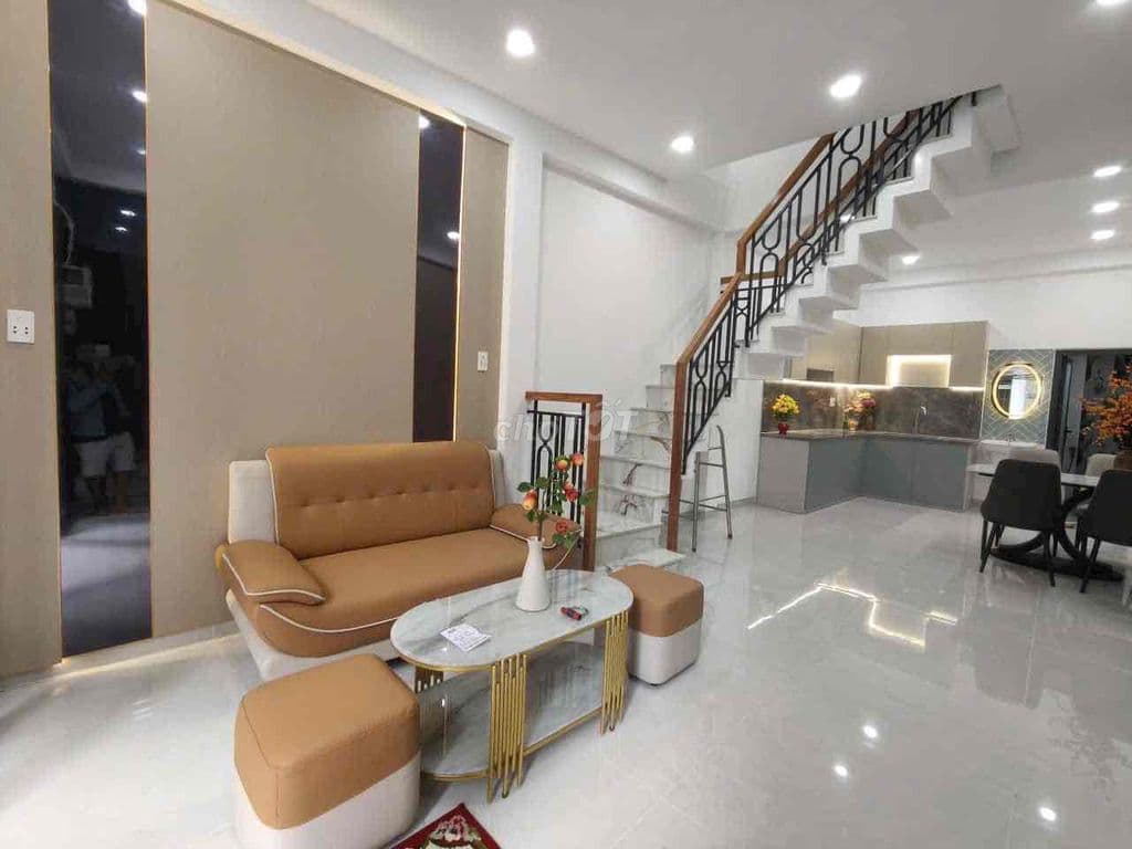 🔥 CHÍNH CHỦ CẦN BÁN NHÀ TP.HCM – GIÁ CHỈ 2 TỶ 4 🔥 - Ảnh 2