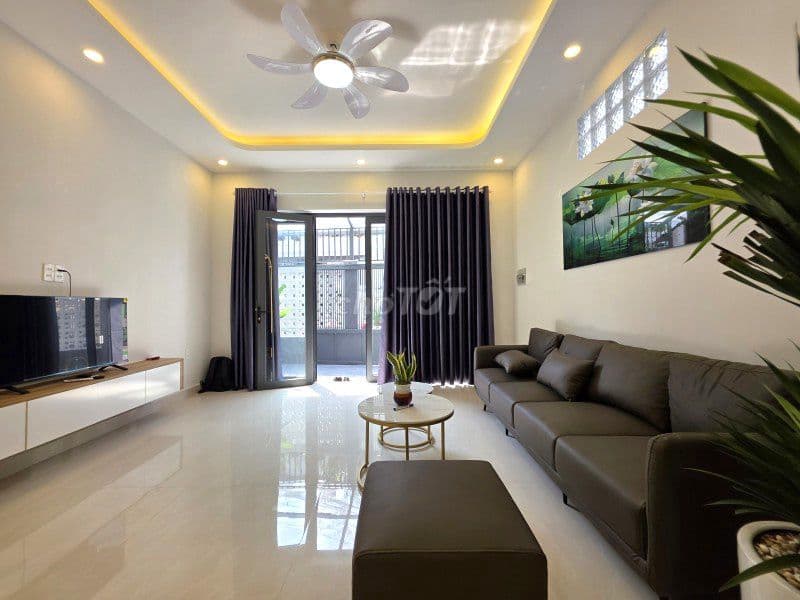 Nhà 2 Tầng Linh Chiểu – HXH Đỗ Cửa – 4.5*11 Full Nội Thất – Gần Metro