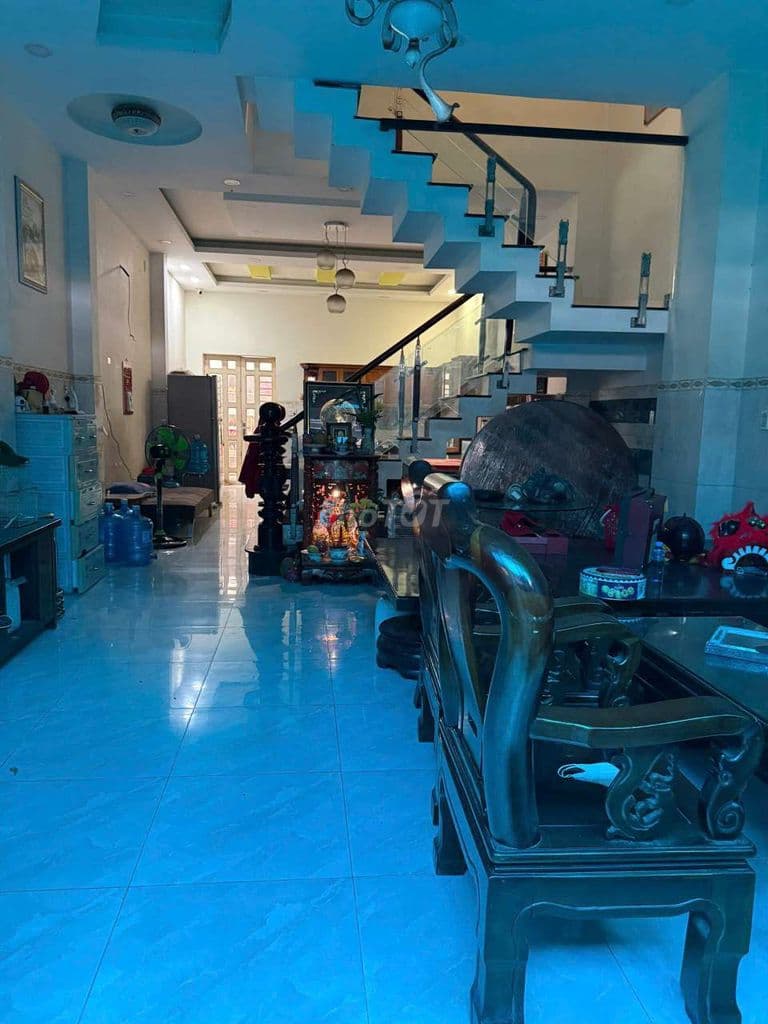 SIÊU PHẨM CÓ 102 BÁN ĐẤT TẶNG NHÀ 3 TẦNG KDC HIỆP THÀNH 90M2 CHỈ 10.5T