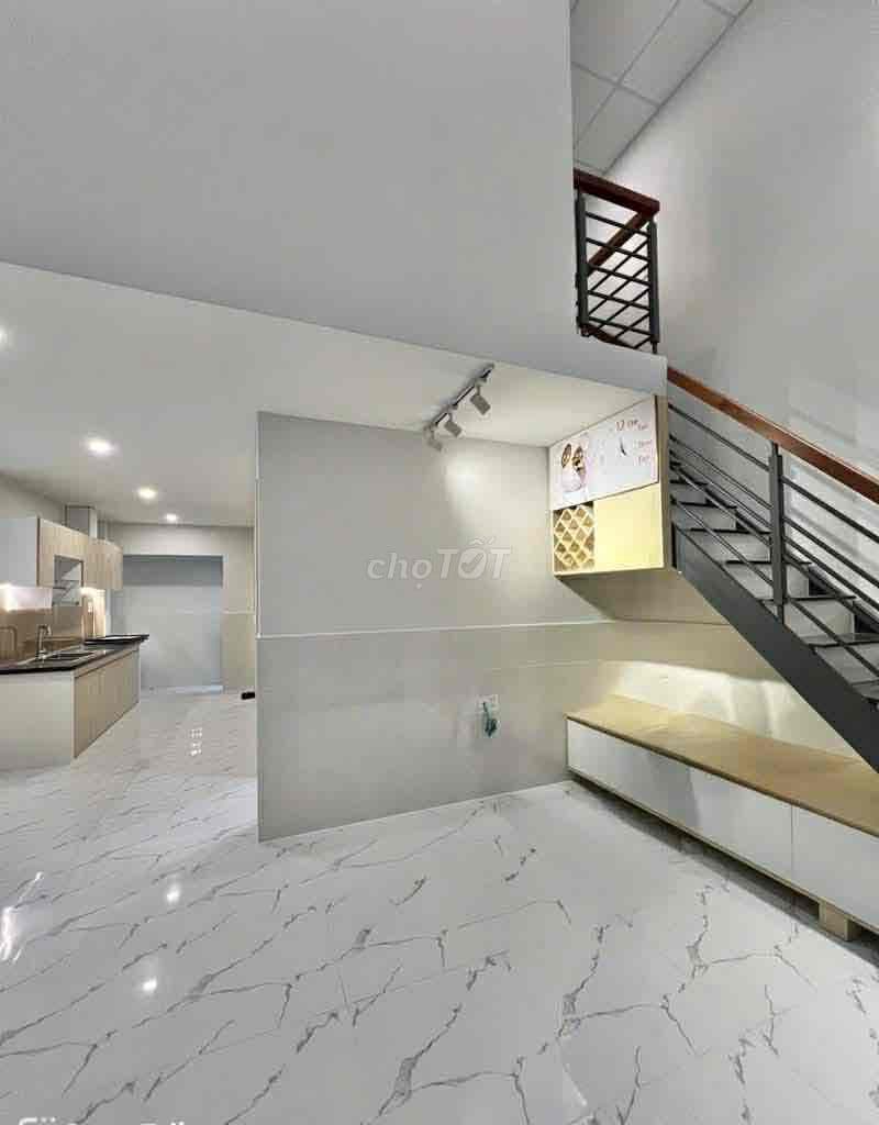 nhà ngang khủng 5,3 - Ảnh 2