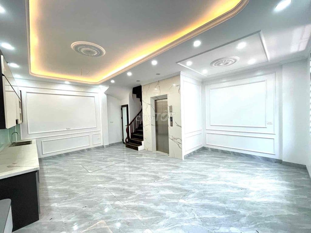 MÌNH CẦN BÁN NHÀ Ở PHỐ HOÀNG VĂN THÁI - 42.5m - OTO ĐẬU CỬA - Ảnh 2