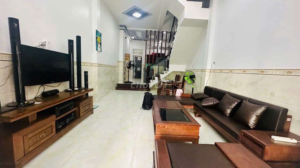 Bán nhà mới ở liền, xã Tân Kiên, Bình Chánh. 1trệt 2lầu, hẻm xe hơi.