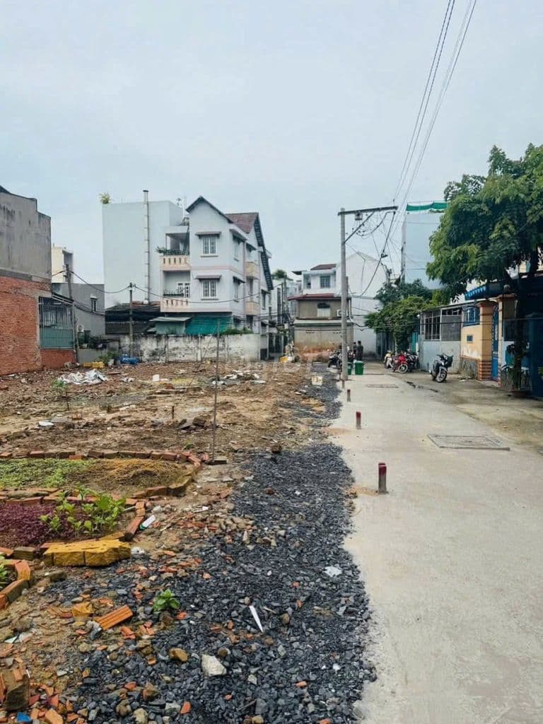 Bán đất sau chợ Phước Long B, Đỗ Xuân Hợp 61m2 chỉ 4,5 tỷ sổ hồng - Ảnh 2