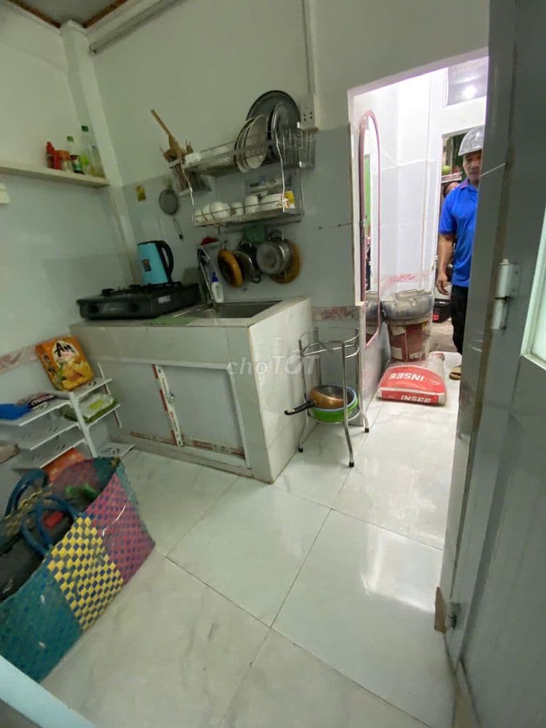 Chính chủ cần bán nhà hẻm 33B đường53 ngay lâm văn bền,2 lầu ,2PN-40m2