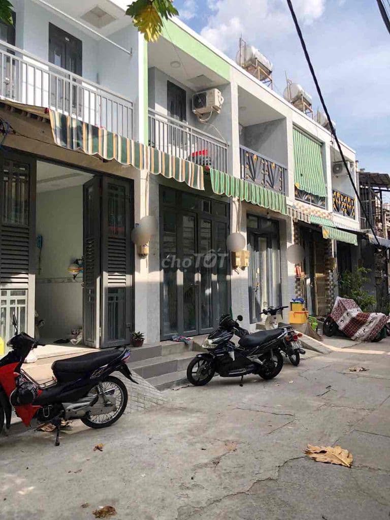 nhà bán 3 x 11m. hẻm 🚘 An dương vương F16.Q8