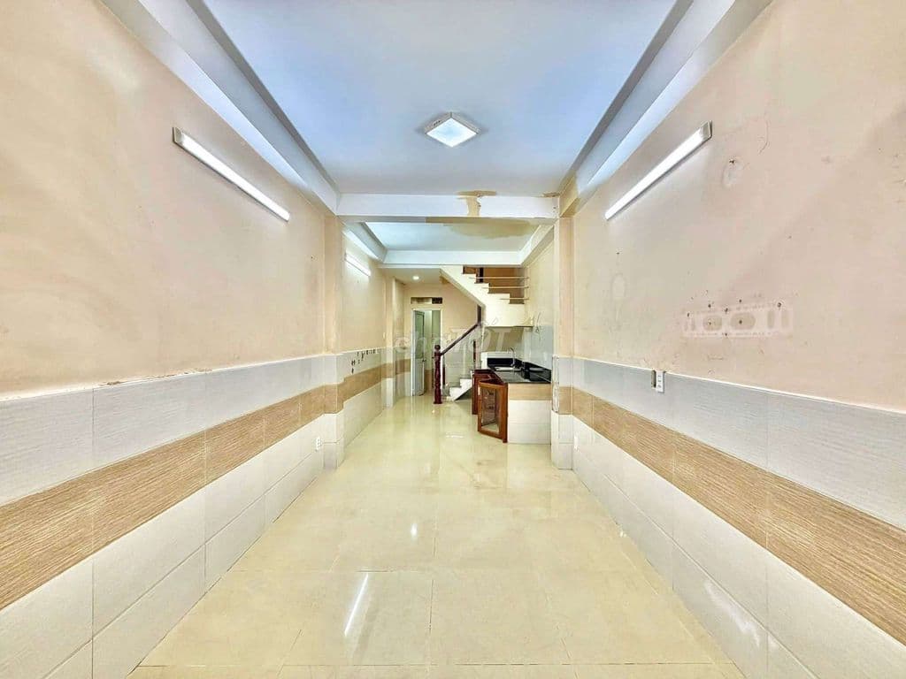 SÁT MT TRƯỜNG SA PHÚ NHUẬN - HẺM 1 XẸC - 4 TẦNG BTCT - Ảnh 2