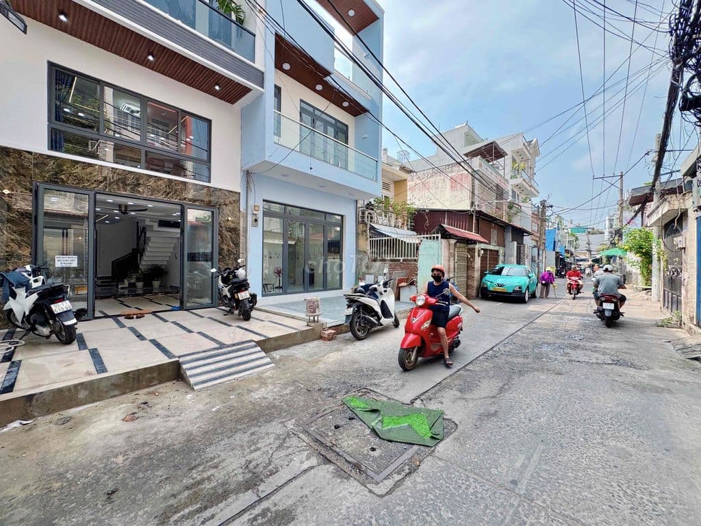 🏡 Nhà Đẹp Bình Tân (4,5M x 15M) Giáp Tân Phú. Ngay Kênh Nước Đen - Bìn - Ảnh 2