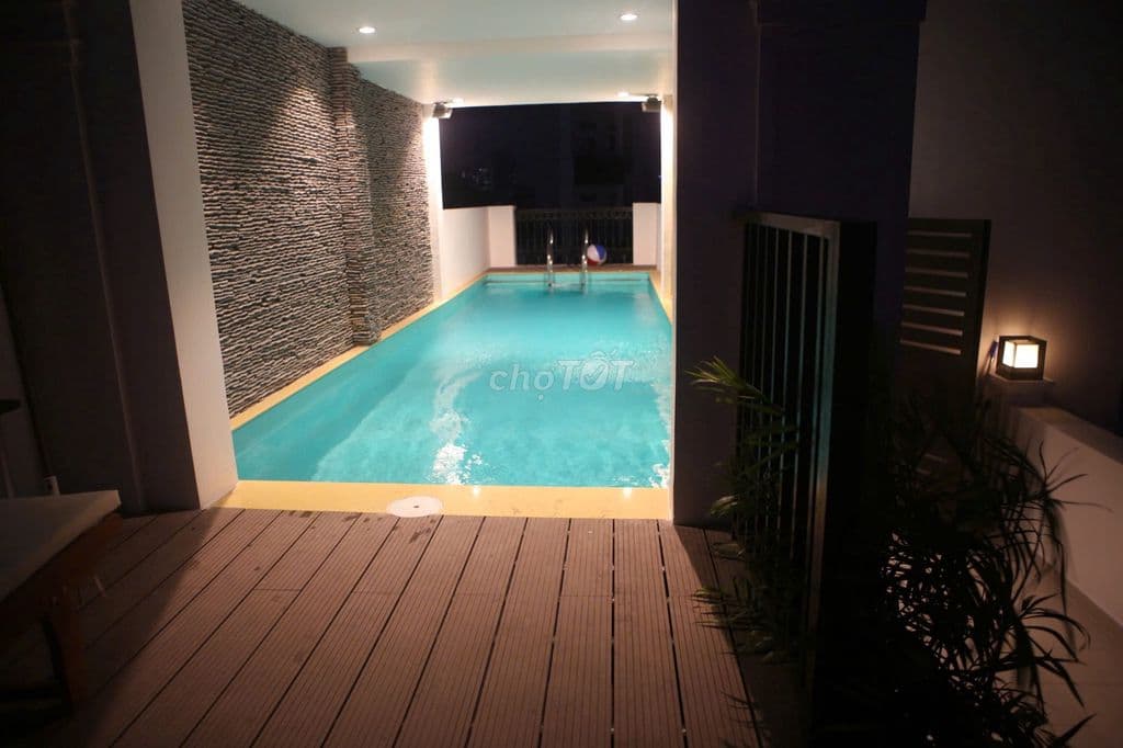 Bán nhà 3 mặt tiền Tân Hóa, 3 lầu&áp mái-shop, hồ bơi, gara - 12,9 tỷ