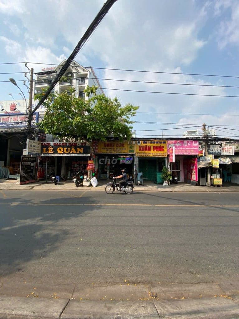 Bán nhà mặt tiền Kinh Doanh đường Tỉnh lộ 10 4x30 gần Tên Lửa - Ảnh 2