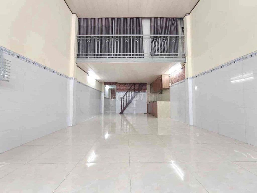 TÂN SƠN NHÌ TRẦN TẤN KHU VIP TẠI TÂN PHÚ - Ảnh 2