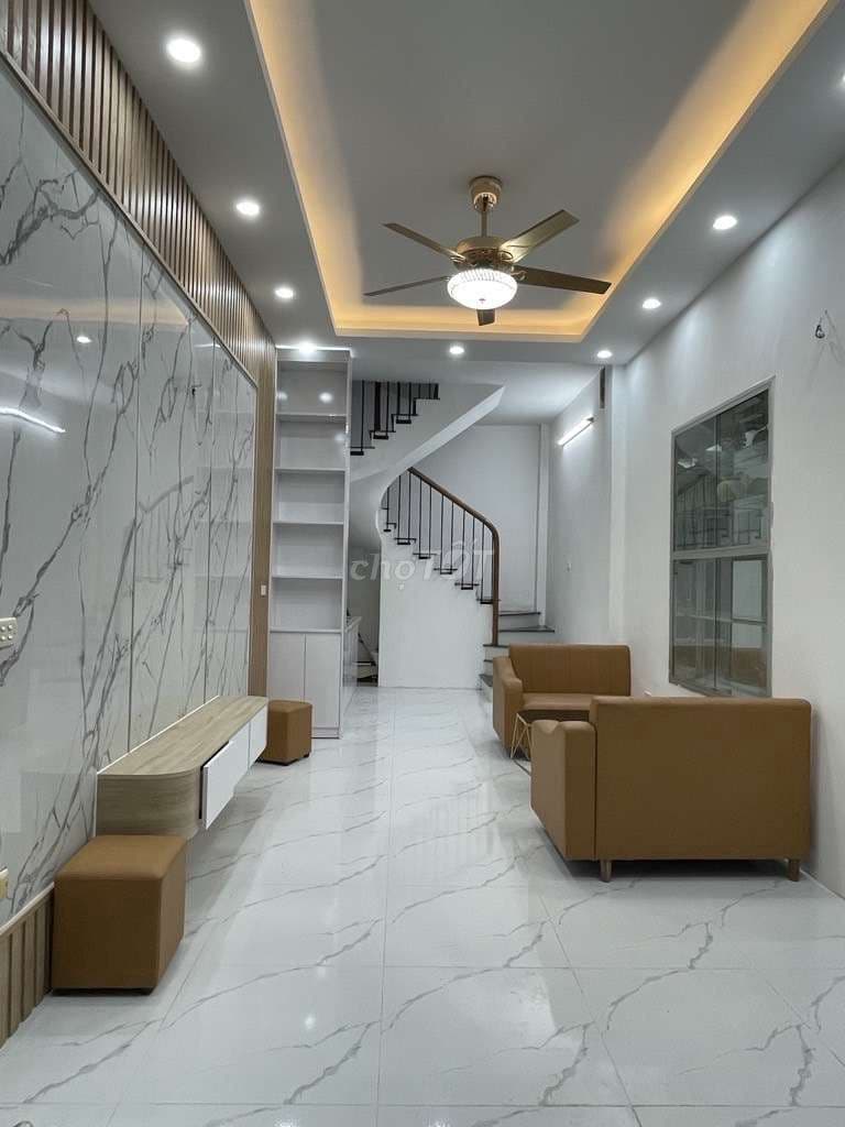 VƯƠNG THỪA VŨ, Thanh Xuân.33m²,4T ở luôn ,nội thất,dòng tiền 14 triệu