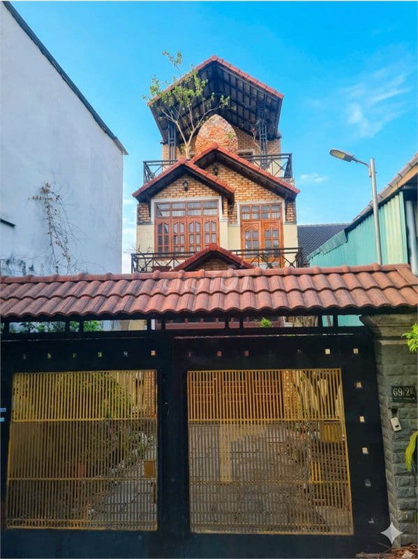 Nhà Ngộp Bank – 5x30m, 3 Tầng – Trần Văn Mười, gần UBND Xuân Thới Đông