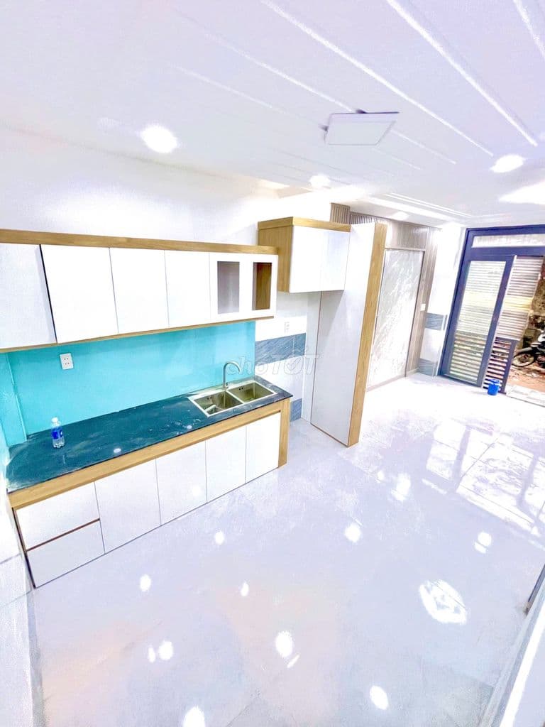Nhà 4x8 Ngay Chợ Cầu Nguyễn Văn Quá Q12 giá 1ty389 lh - Ảnh 3