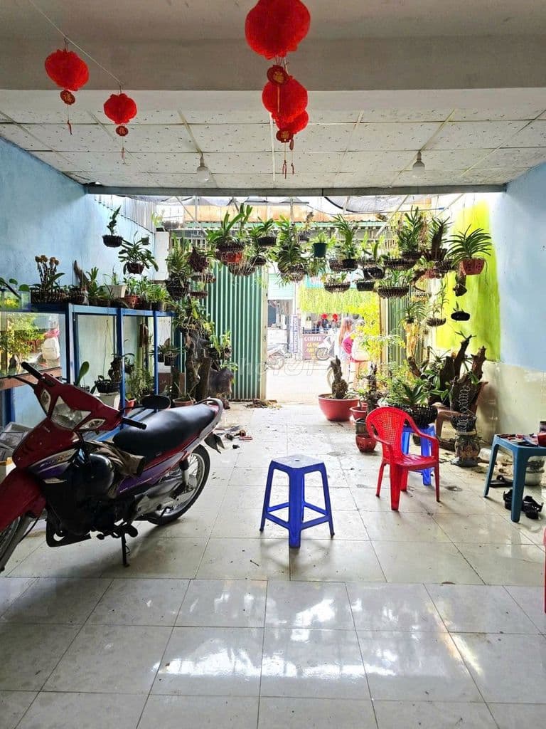 BÁN NHÀ PHỐ 166M2, MẶT TIỀN ĐƯỜNG VÕ VĂN HÁT, LONG TRƯỜNG, QUẬN 9