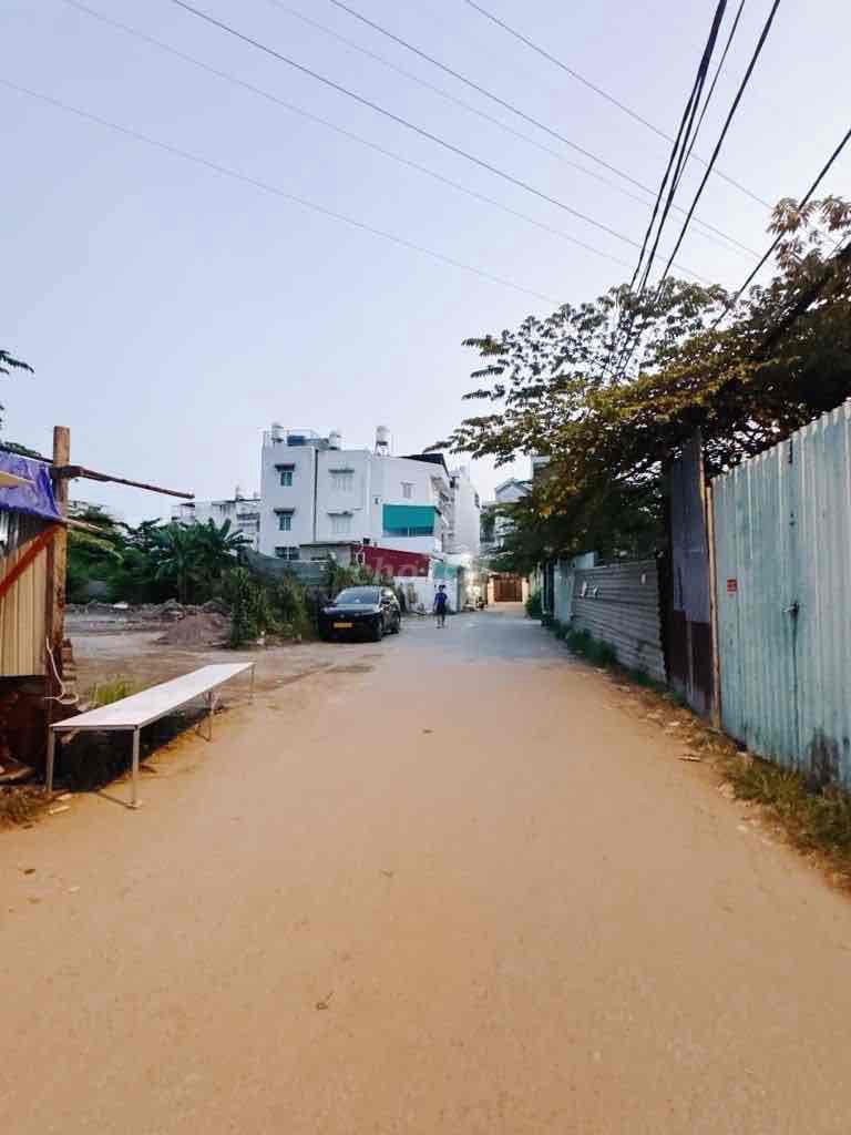 Bán đất 4.2x14m đường ô tô sát chợ Phú Thuận Q7 cách Q1 chỉ 10 phút - Ảnh 2