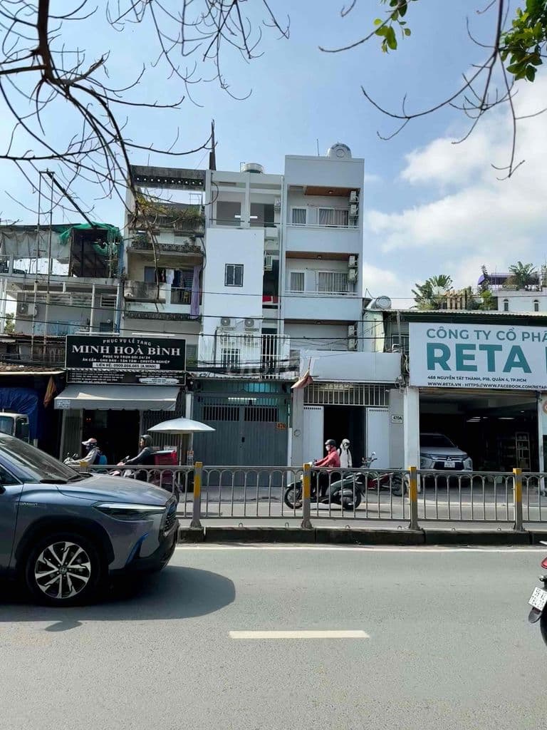 NHÀ MẶT TIỀN ĐƯỜNG NGUYỄN TẤT THÀNH Q4