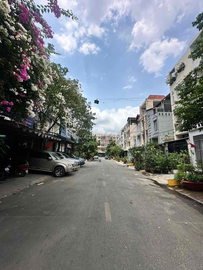 nhà mặt tiền 4 x 14 giá 9tỷ 250 - Ảnh 3