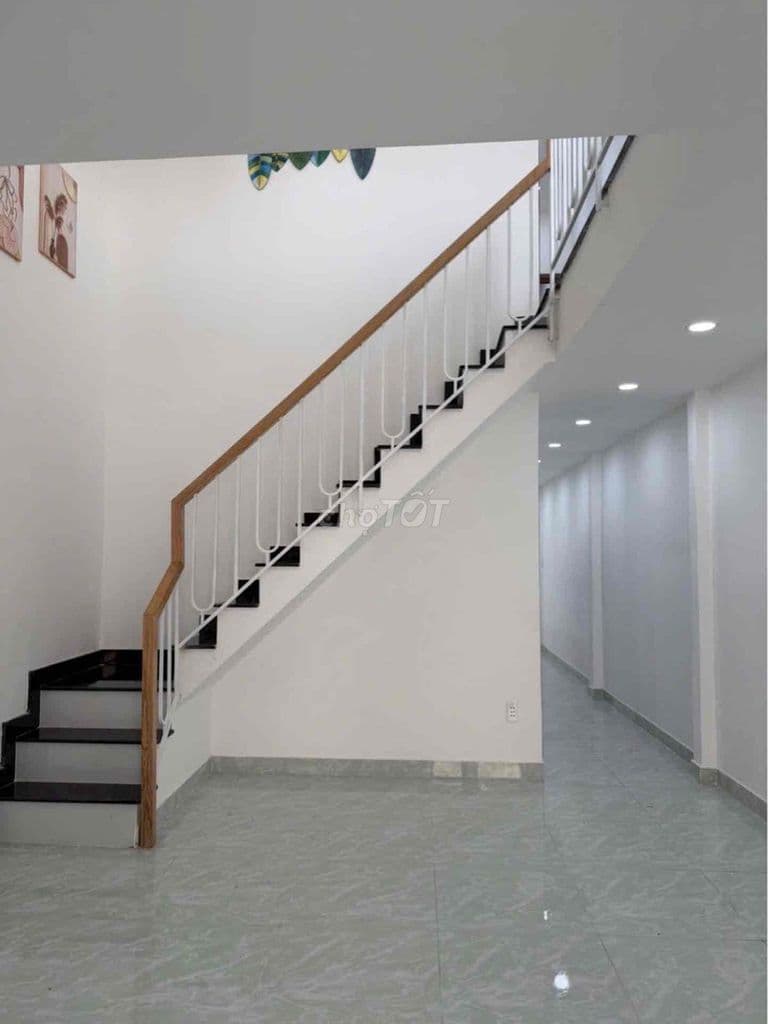 Nhà đẹp giá rẻ 63m2 Quang Trung 2 tầng BTCT chỉ 4 tỷ nhỉnh