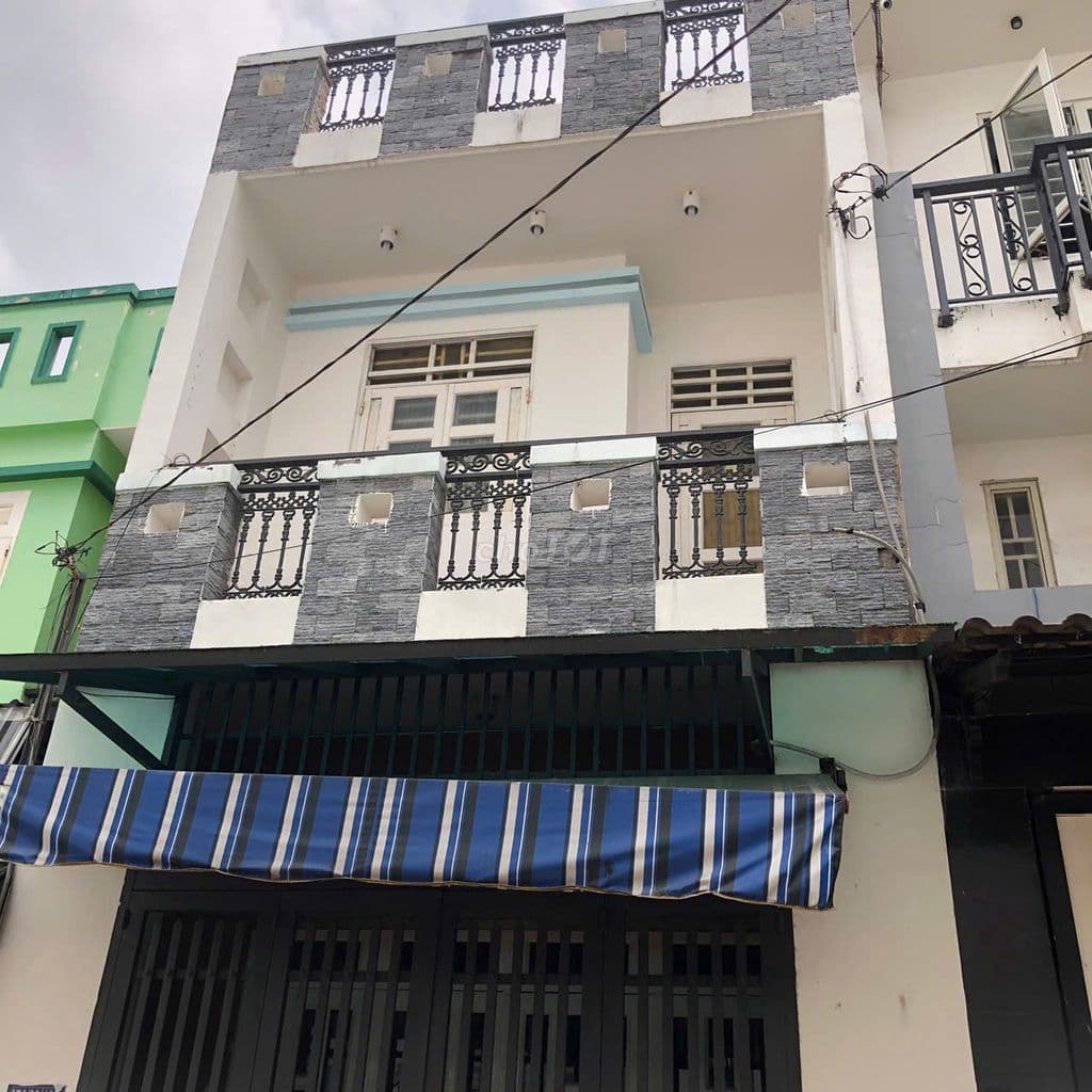 BÁN GẤP NHÀ PHỐ BÌNH TÂN HẺM XE HƠI 6M GIÁ TỐT 5.7 TỶ