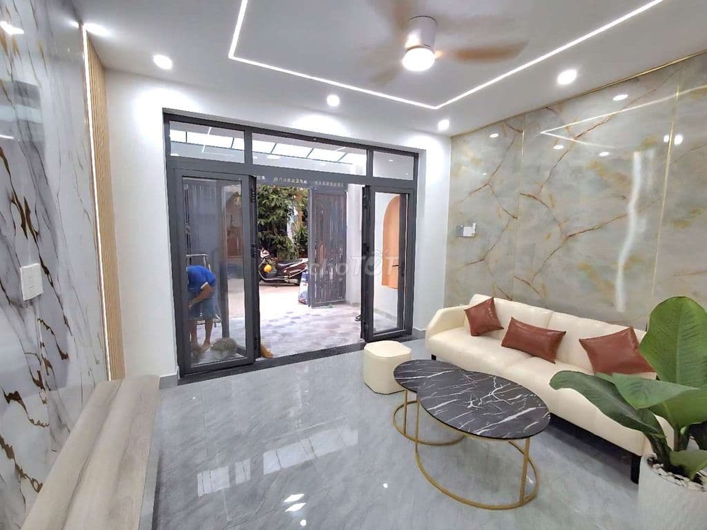 Nhà 4x16m 2 tầng gần chợ Cầu ô tô vào tận cửa Đông Hưng Thuận - Ảnh 2