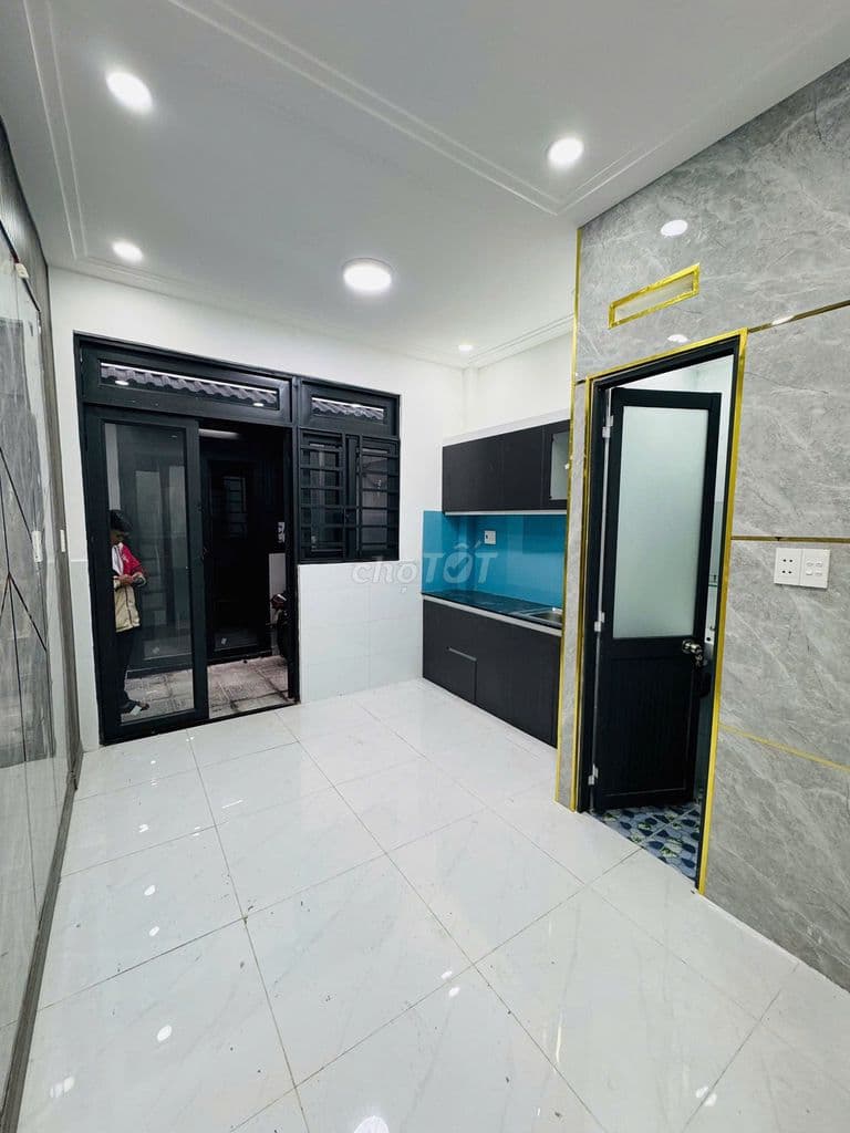 Bán nhà đường Phan Văn Hớn Q12, ngay chợ Tân Phú Cường giá 858TR TL