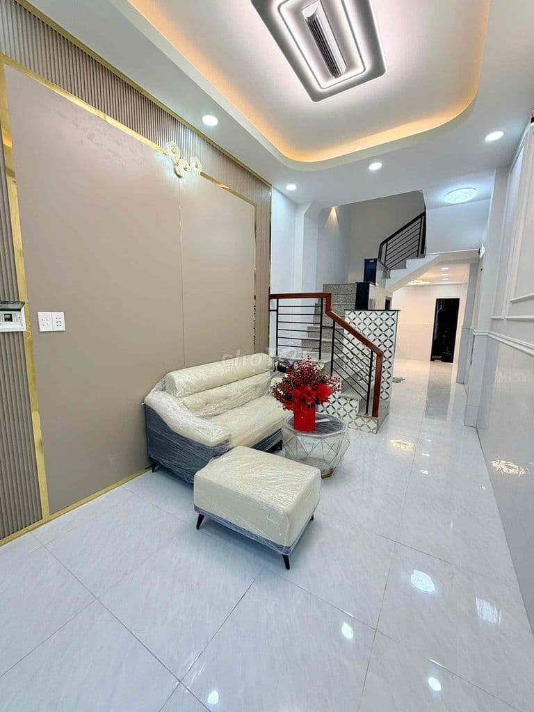 Nhà hẻm xe hơi 166 Nguyễn Duy 2 lầu - Ảnh 3