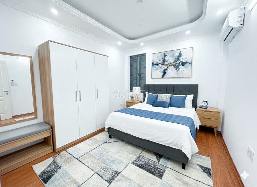 Bán Gấp Nhà Phố Xã Đàn 42m² x 6 tầng - 8 Phòng Cho Thuê - Ngõ ô tô