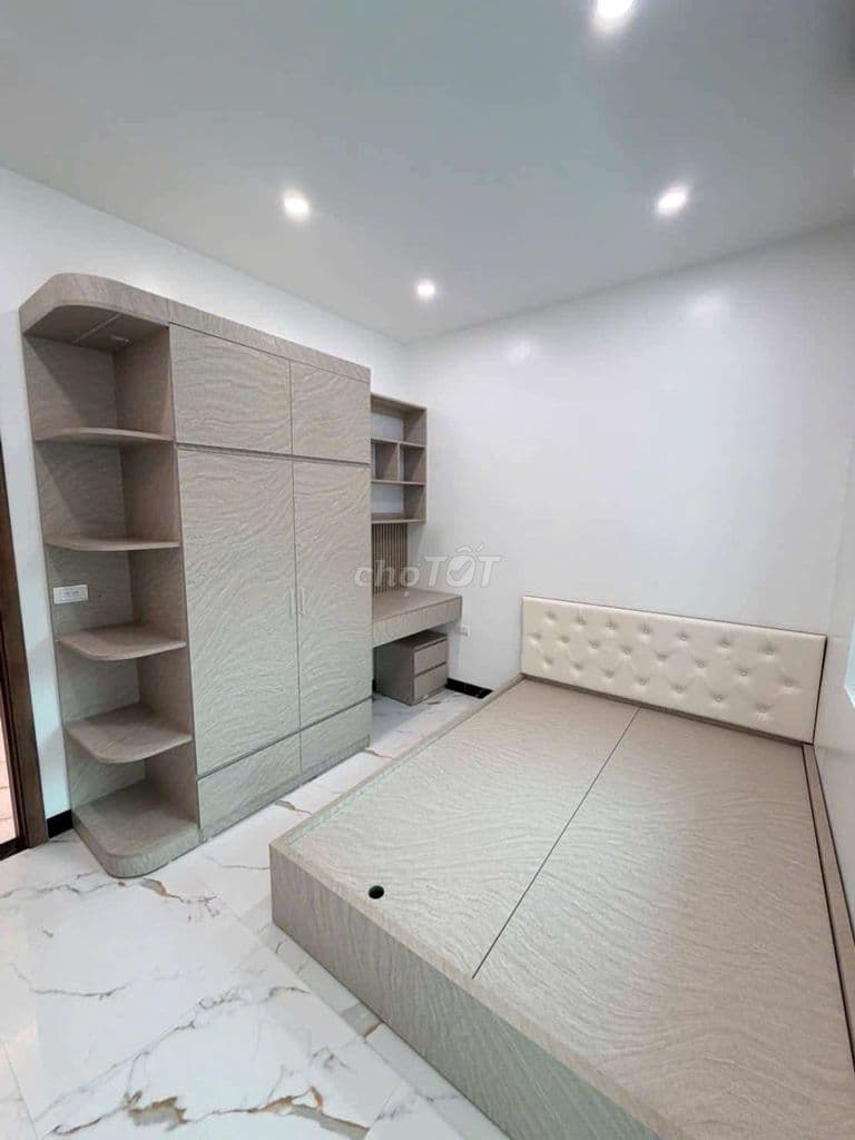 NHÀ MỚI 58M² PHỐ MAI ĐỘNG 2 TẦNG 2 NGỦ, OTO ĐỖ CỬA, FULL NỘI THẤT - Ảnh 3