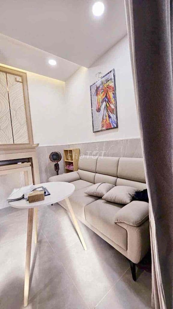 Căn hộ lầu 1 nội thất cao cấp 50m2, 2PN trung tâm quận 5 - Ảnh 3