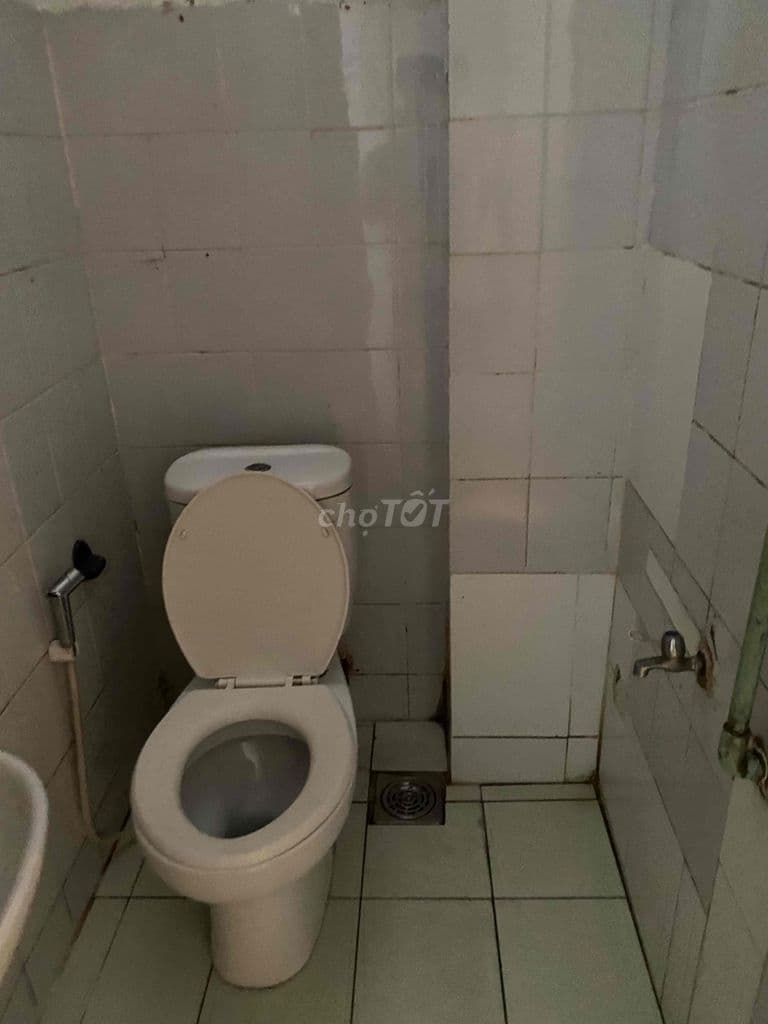 Nhà hẻm ba gác Cách MT CMT8 10m( trệt 2 lầu đúc BTCT 4pn) - Ảnh 2