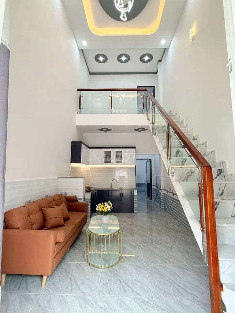 Nhà mới đẹp, hẻm xe hơi thông, lửng, 2PN, P. thờ, 2WC, Thạnh Xuân, Q12