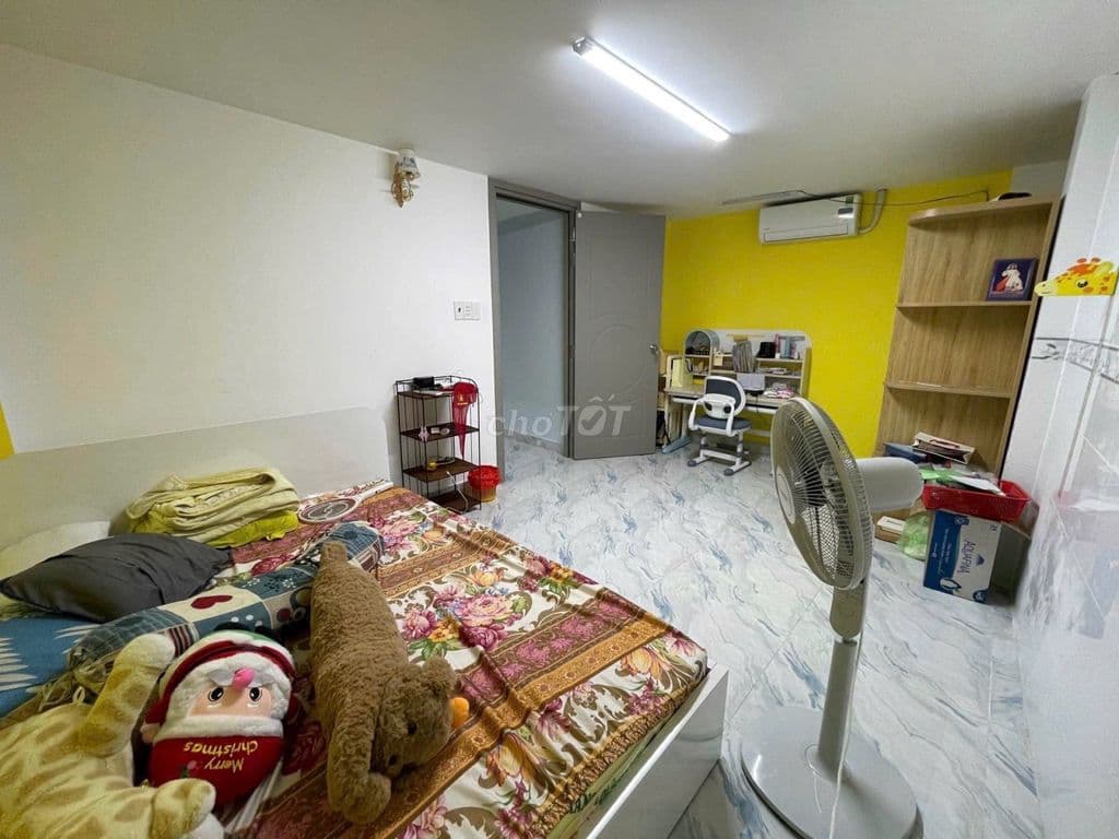 NHÀ CHỦ TÂM HUYẾT. PHAN HUY ÍCH, GV - GẦN MT - NỞ HẬU 57M2 CHỈ 6T1 TL - Ảnh 2