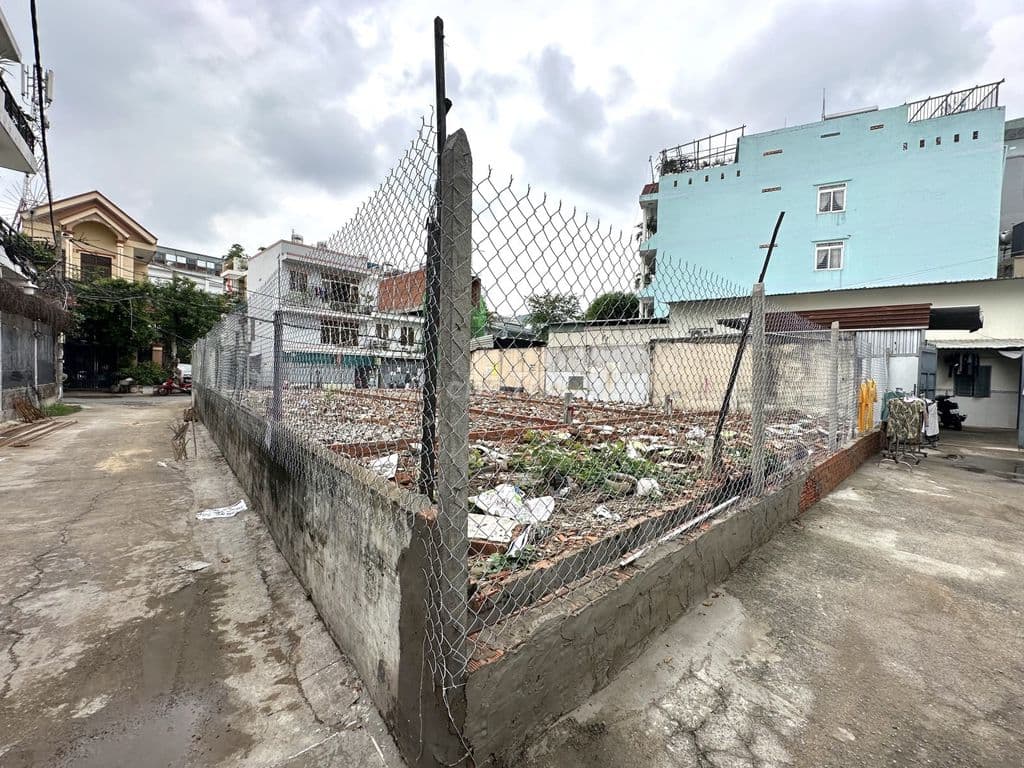 Lô góc 2 mặt tiền, xe hơi tới cửa, Đường 18, Linh Đông, Thủ Đức - Ảnh 2