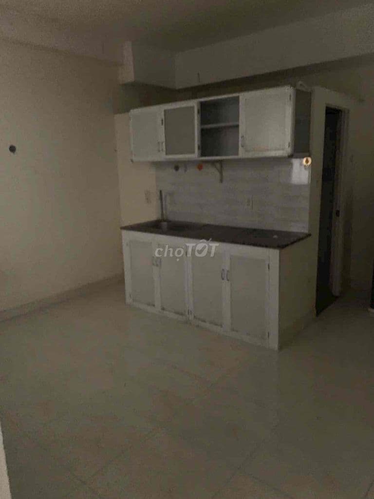 Bán căn hộ dịch vụ hẻm 118 đường Bùi văn ba - Ảnh 3