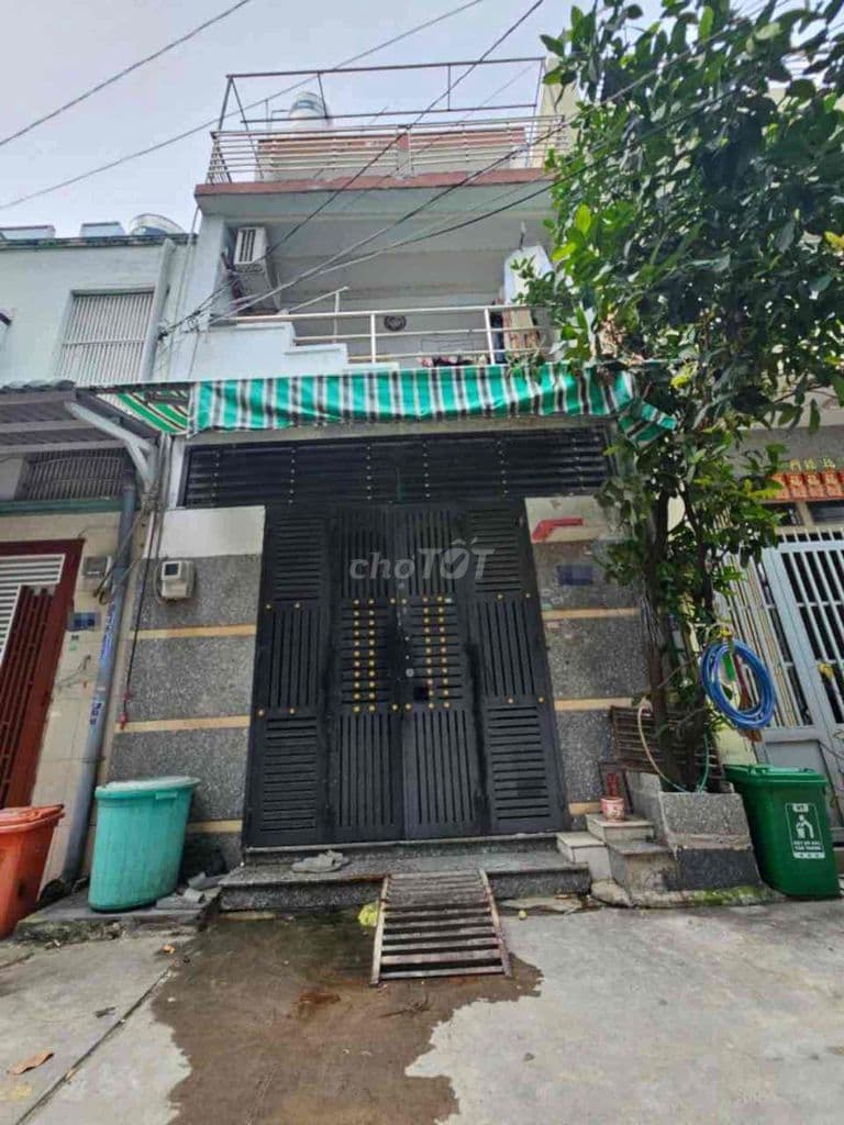 Bán nhà Chiến Lược BTân giáp Quận 6, 40m2, 4 tầng, hẻm 6m nhỉnh 4 tỷ