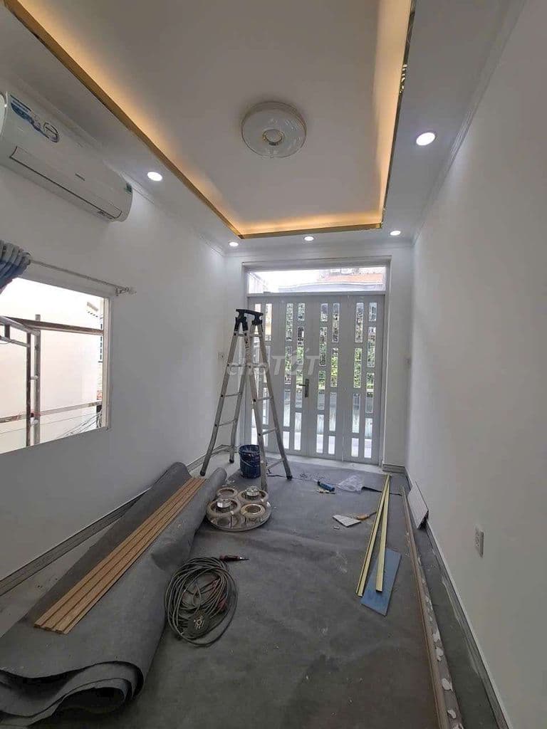 Nhà Nguyễn Sơn căn góc không phạm lộ giới 3.2x6m giá 2.55 tỷ - Ảnh 2