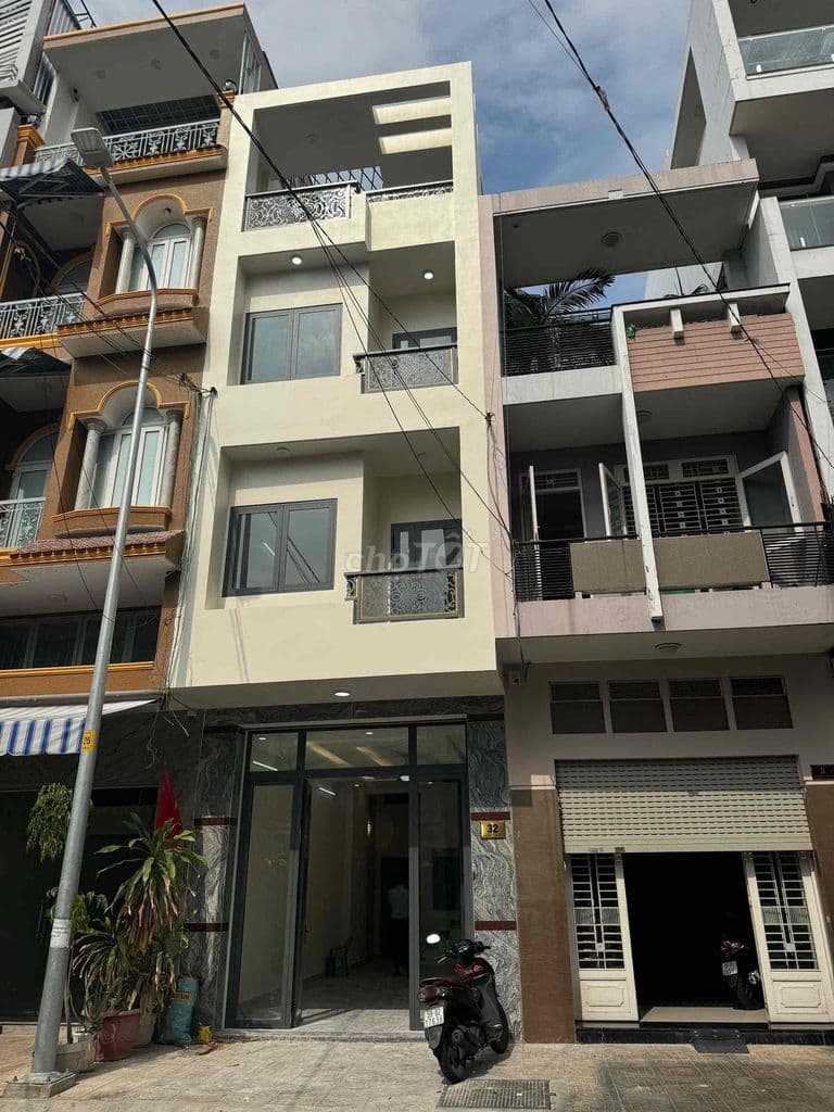 Nhà Mới Đẹp - MT đường Nguyễn Hậu (4x17m vuông) Nhà 4 Tầng