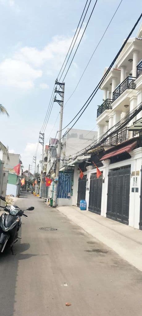 Nhà 3 tầng mới đẹp, gần KĐT Vạn Phúc, cách QL 13 500m, 64m2, 7.3 tỷ TL - Ảnh 2