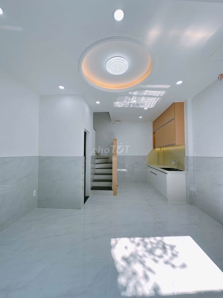Bán gấp nhà hẻm 122 Tôn Đản, phường Khánh Hội, Quận 4 - Ảnh 2