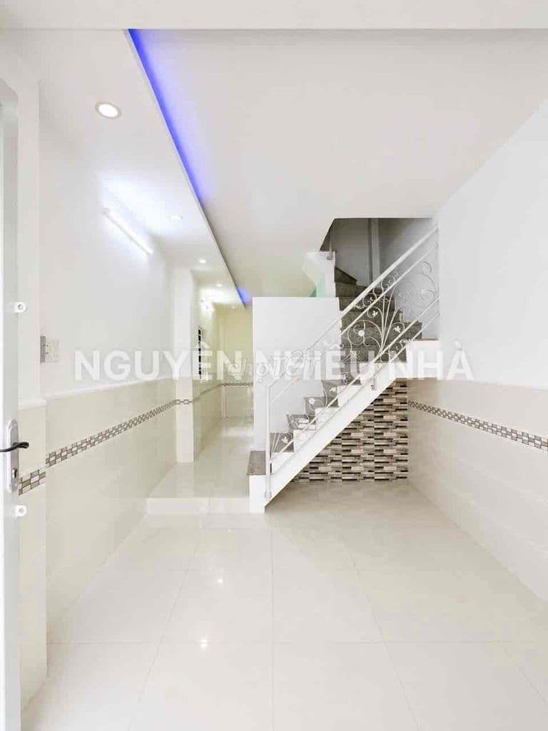 NHÀ CẠNH KHU HIMLAM - TRẦN XUÂN SOẠN HIẾM BÁN | 2 TẦNG – SHR HOÀN CÔNG - Ảnh 2