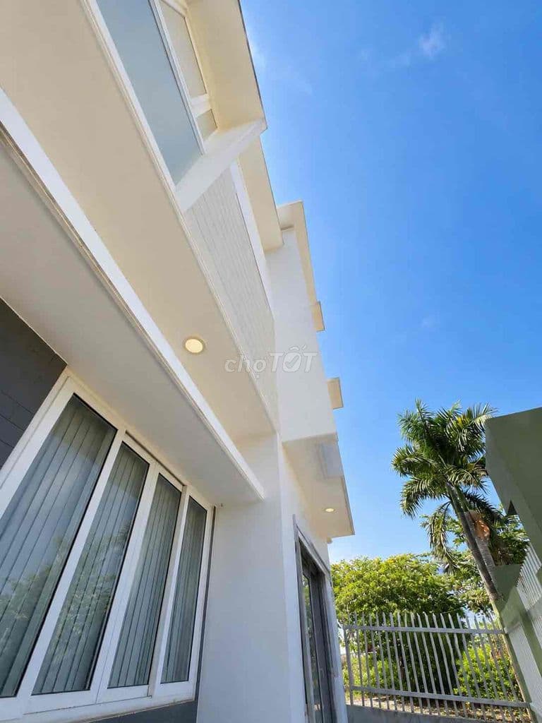Biệt Thự 3 tầng, 4pn, 5wc, 73m2, KDC Việt Nhân, chỉ Nhỉnh 6Tỷ!!