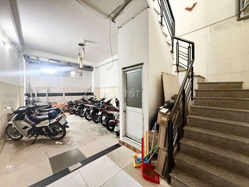 MẶT TIỀN KINH DOANH GÒ VẤP GIÁP BÌNH THẠNH, CHDV 4 TẦNG SẴN DÒNG TIỀN