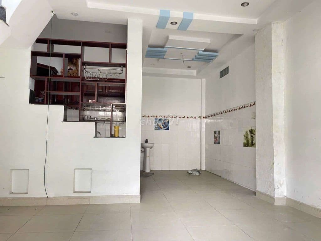 3,55 TỶ - NHÀ 2 TẦNG, 2 PN, 50M2 - SỔ RIÊNG, QL1K - LINH XUÂN - Ảnh 3