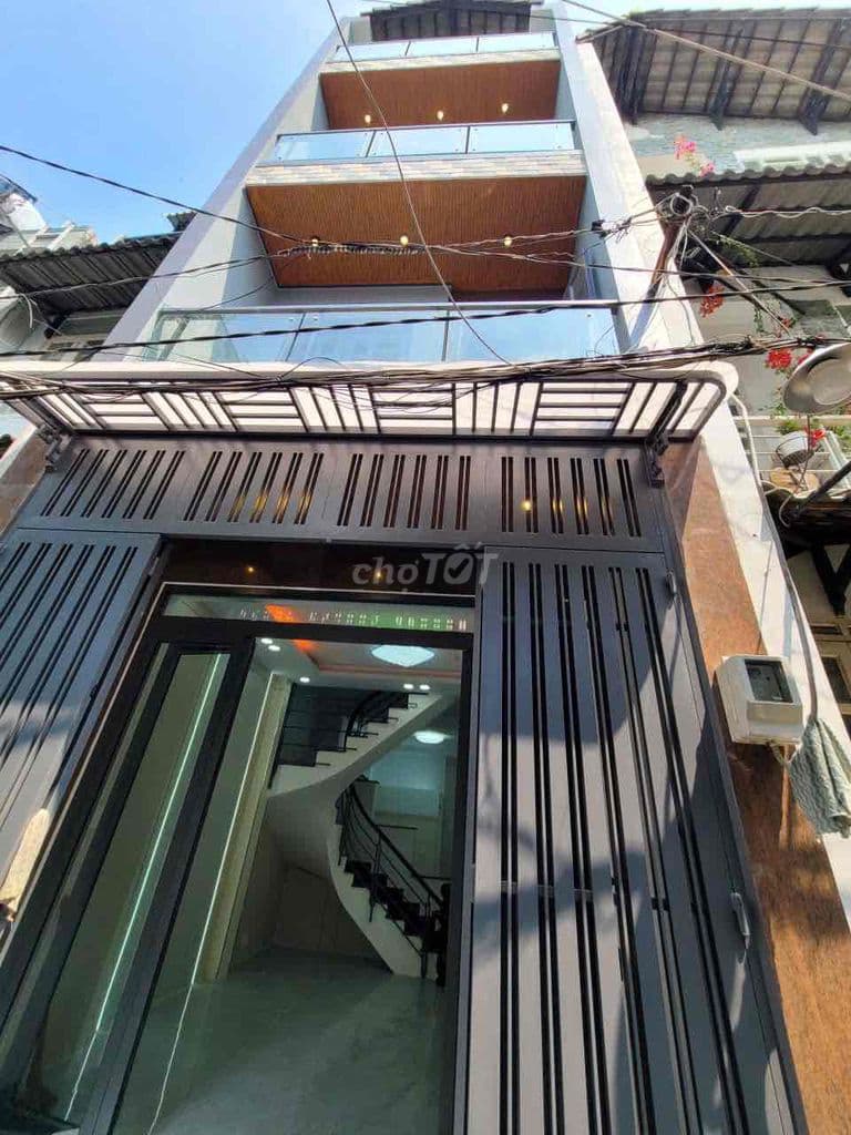 BÁN NHÀ 4 TẦNG- HẺM XE HƠI- NHỈNH 4 TỶ GÒ VẤP